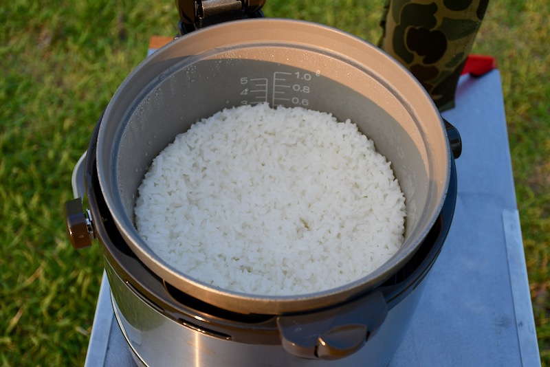 キャンプで米を炊くのは ガス炊飯器 が最強な理由 パロマ Pr 100ef キャンプ0gください
